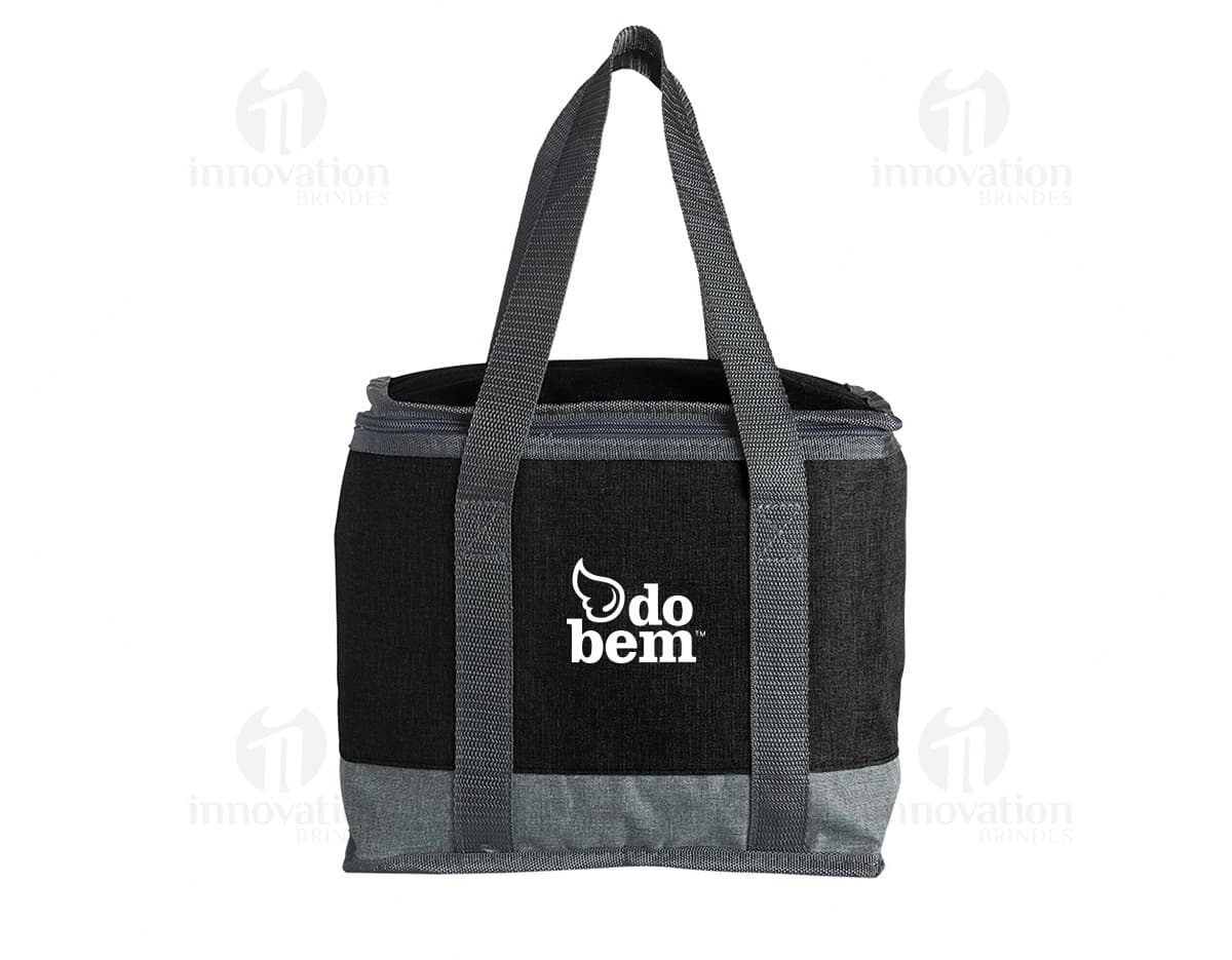 Bolsa Térmica 12 Litros na cor azul, com alça para transporte e zíper na parte superior. A bolsa está fechada e apresenta um design simples e funcional.