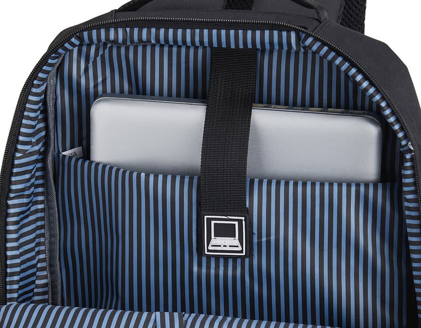 Mochila preta de nylon com 22 litros de capacidade, possui entrada USB e 4 compartimentos. Ideal para uso em viagens de negócios ou no dia a dia para transportar objetos e equipamentos de forma organizada.
