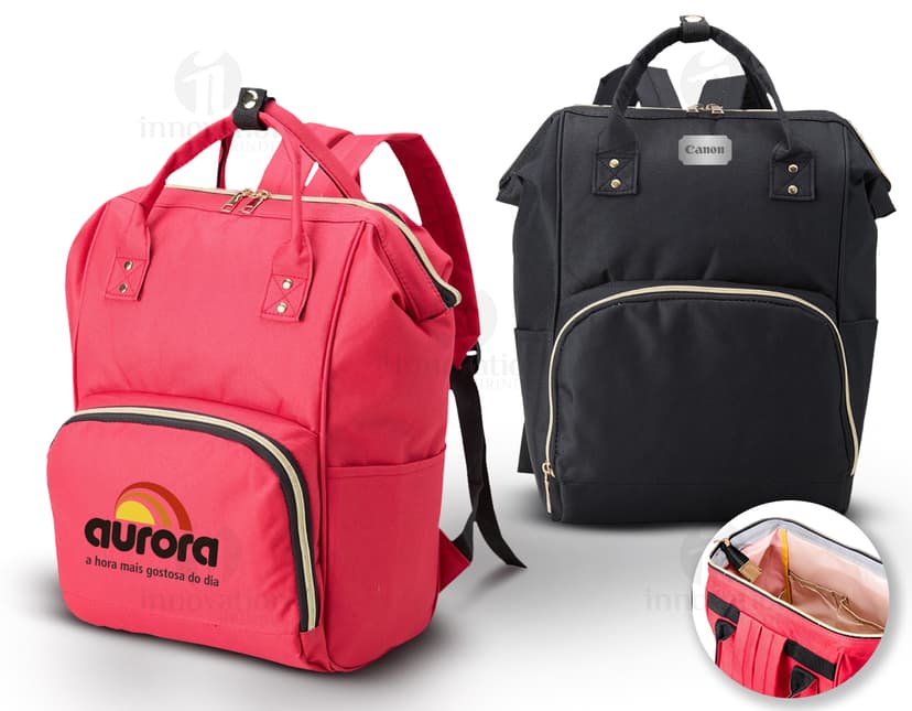 Mochila funcional Oxford 19 litros, ideal para sua jornada de compras ou viagens! Feita em couro de alta qualidade, com alças confortáveis e muitos compartimentos. Prática e estilosa, perfeita para te acompanhar em qualquer aventura. Adquira já a sua!