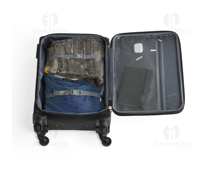 Mala de viagem de 48 litros em couro preto, moderna e elegante, ideal para viagens a negócios. Inclui alça de mão, compartimento para laptop, fecho com suporte de metal e diversas opções de armazenamento.