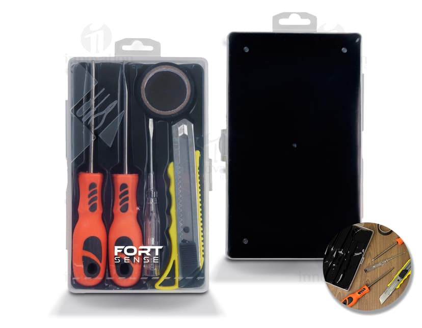 Kit de ferramentas de 5 peças em metal prateado e preto. Tecnologia moderna e equipamento eletrônico, com botões, display e alto-falantes integrados. Ideal para negócios, música e entretenimento.