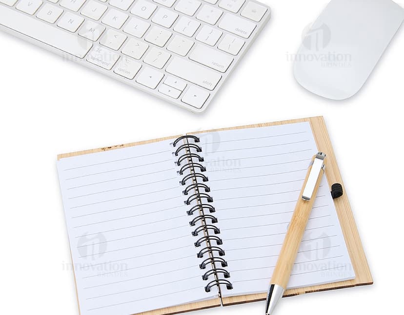 Caderneta em bambu com caneta: a união perfeita entre sustentabilidade e praticidade. Ideal para anotações no escritório, escola ou em casa. Feita de bambu, é ecologicamente correta. Deixe suas ideias fluírem com esse conjunto exclusivo!
#cadernetaemBambu #sustentabilidade #praticidade #anotações #escritório #ecológico