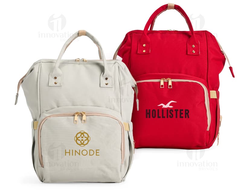 Mochila oxford funcional 19 litros em couro preto, moderna e elegante, com alça, zíper, bolso e fecho. Ideal para viagens, negócios, compras e estilo casual.