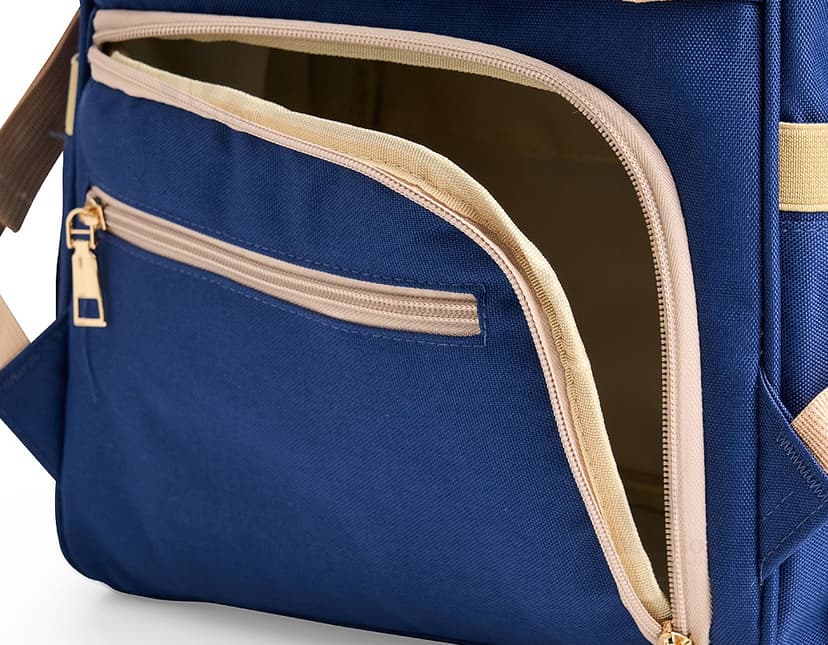 Mochila oxford funcional 19 litros em couro preto, moderna e elegante, com alça, zíper, bolso e fecho. Ideal para viagens, negócios, compras e estilo casual.