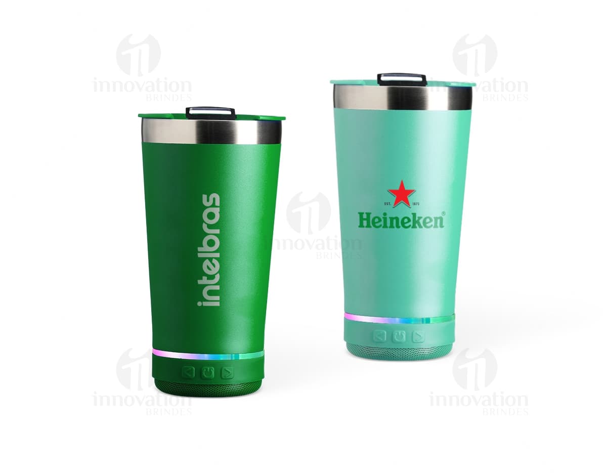 Container de alta qualidade, elegante e funcional, apresentando um copo térmico em aço inoxidável com caixa de som integrada. Perfeito para drinks gelados, sucos frescos, café quente ou qualquer outra bebida de sua preferência. O design moderno e prático torna o copo ideal para festas, bar, café da manhã ou qualquer ocasião especial. A combinação de tecnologia e estilo, com a praticidade do copo térmico e a diversão da caixa de som, proporciona uma experiência única e inovadora.