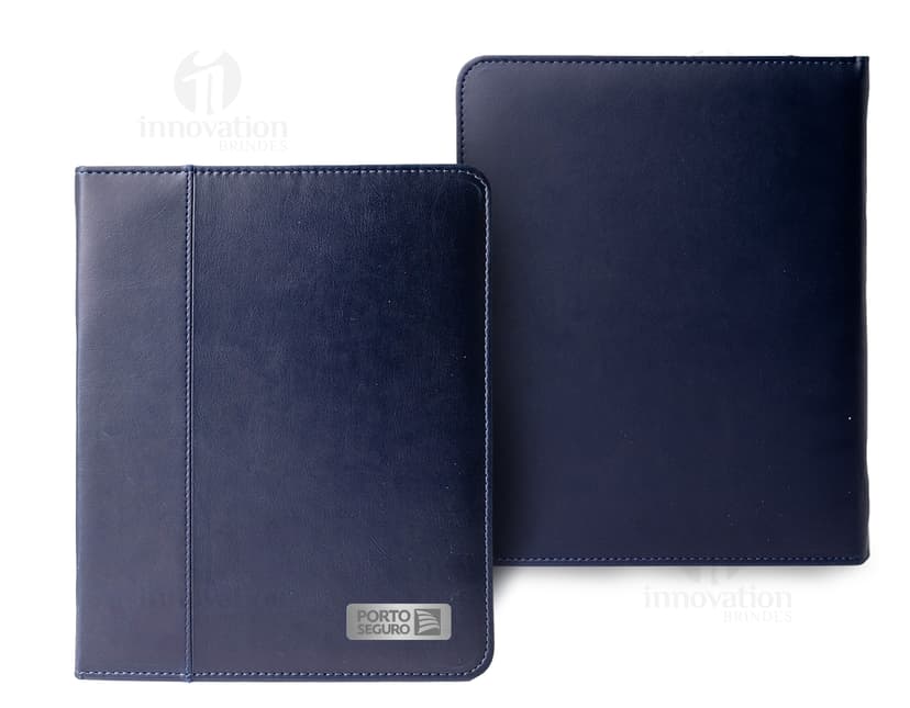 Pasta caderno de couro sintético para organizar e armazenar seus documentos com estilo. Ideal para reuniões de negócios e estudos. Prático e elegante!