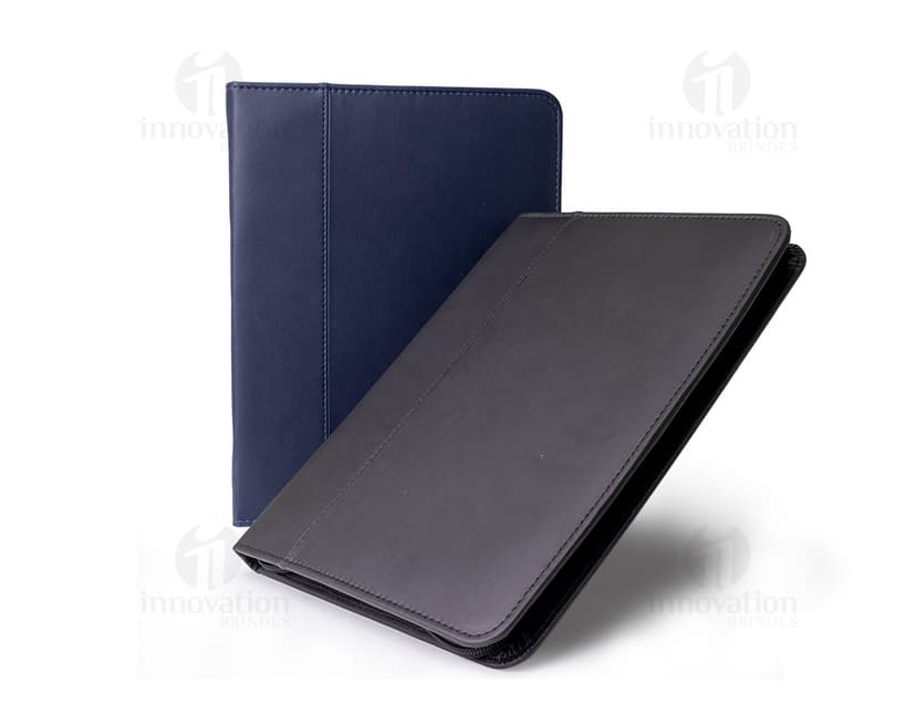 Pasta Caderno de Couro Sintético: O item perfeito para organizar seus documentos de forma prática e elegante. Ideal para reuniões de negócios e estudos, possui textura retro e espaço para armazenar papel e objetos. Adquira já o seu!