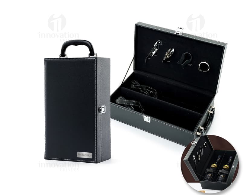 Maleta de vinho de 4 peças em veludo preto, contendo acessórios de negócios e equipamentos tecnológicos, como notebook, dinheiro, papel, chave, câmera e pen drive.