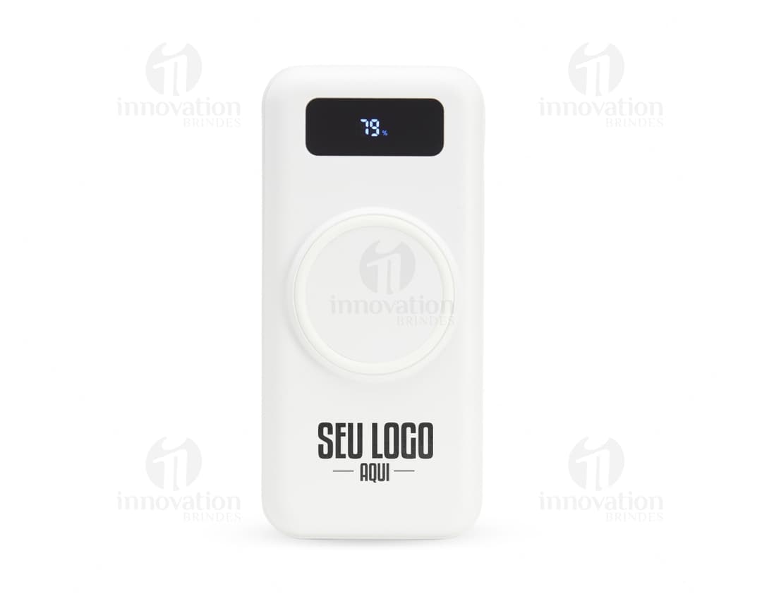 Power bank com capacidade de 10.000mAh com tecnologia de indução, ideal para carregar dispositivos eletrônicos como celulares, tablets e outros aparelhos. O design moderno e prático permite carregar o power bank sem a necessidade de cabos, proporcionando maior comodidade. Perfeito para uso em viagens, festas e atividades ao ar livre. Cor preta, garantindo um visual elegante e discreto.