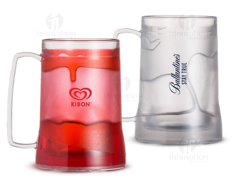 Caneca gel 400ml: A caneca perfeita para manter sua bebida gelada por mais tempo. Ideal para apreciar um café gelado, chá refrescante ou até mesmo uma cerveja gelada. Feita em cerâmica de alta qualidade, com design moderno e capacidade de 400ml. Adquira já a sua e refresque-se com estilo!