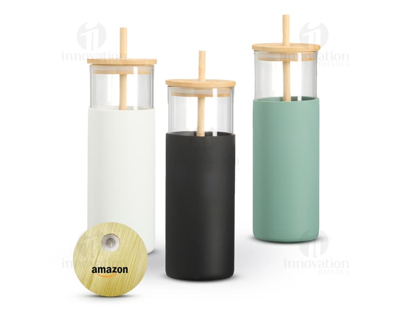 Copo de Vidro 500ml transparente com design simples e elegante.