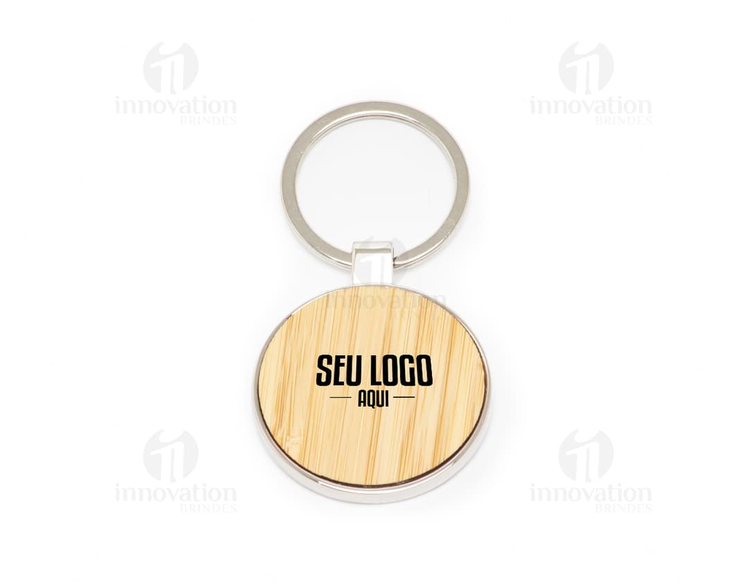 Chaveiro de metal bambu: o acessório perfeito para um toque de elegância e estilo. Feito com detalhes sofisticados, é ideal para presentear em ocasiões especiais. Adicione personalidade ao seu dia a dia com esse chaveiro exclusivo. Encomende o seu agora!