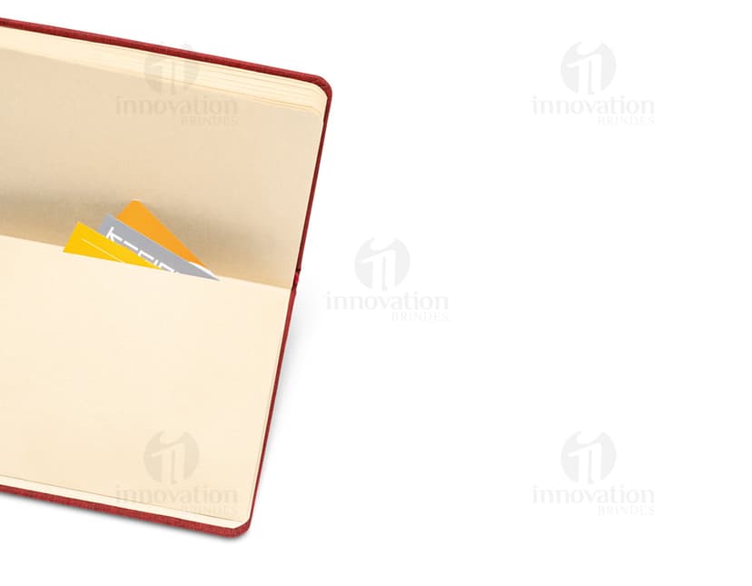 Caderno A5 com capa dura de poliéster reciclado, em uma imagem contendo notebook, wallet, paper, case, book, container, office, business, document, diary, pad, leather, empty, note, note, letter, education, information, writing, text, message, black, old, brown, binder, personal, retro, money, data, reminder, purse, texture, number, finance, shopping, clean, currency, textbook, list, closed, design, vintage, technology, color, computer, notepad, post, card, meeting, security, plastic, cash, memory, passport, hardcover, organizer, disk, notes, old fashioned, key, dollar, backgrounds.