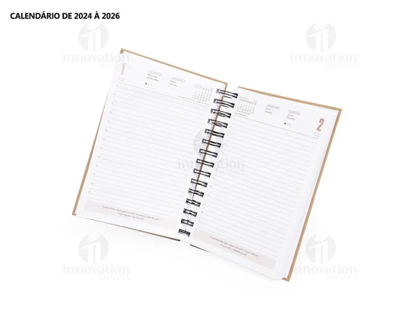 Notebook de papel em branco, vazio para anotações, com design de agenda diária 2025. Objeto de escritório, material de papelaria antigo e vintage, com textura listrada, espaço para escrever e desenhar. Perfeito para estudos, trabalho e lembretes.
