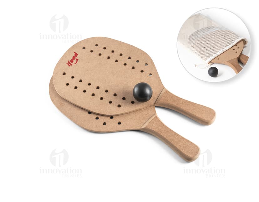 Raquetes de praia em MDF, com design moderno e colorido, ideais para atividades esportivas e lazer.