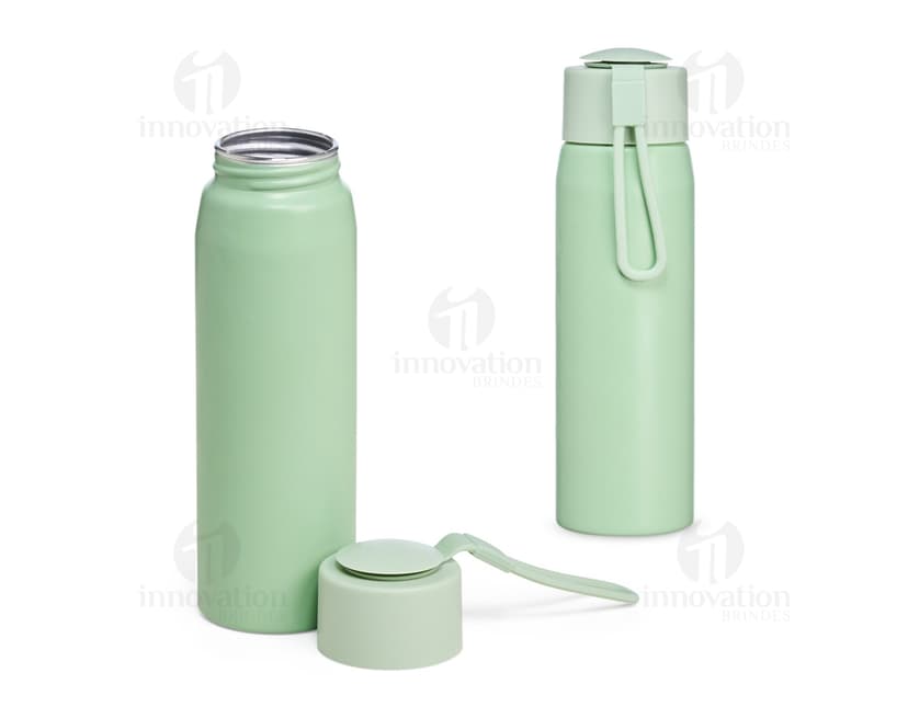 Garrafa de alumínio de 600ml na cor prata, com tampa de rosca e design elegante.