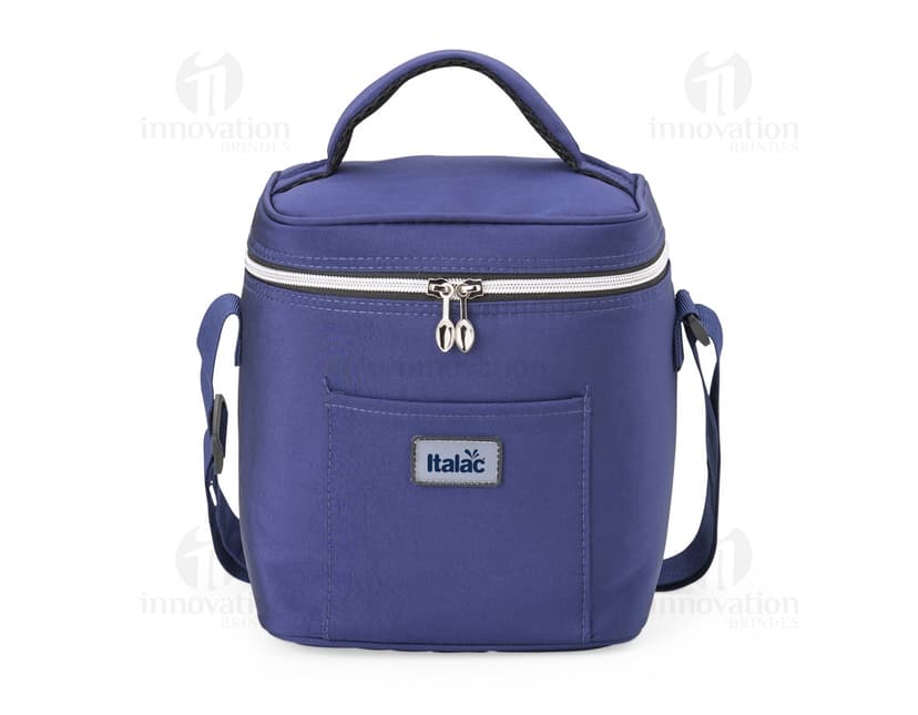 Bolsa Térmica 7 Litros para transporte de alimentos e bebidas, com alça ajustável e fecho em zíper. Disponível na cor azul marinho.