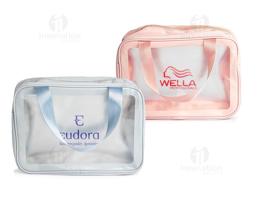 Nécessaire PVC transparente com zíper e alça.