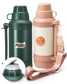 Garrafa térmica de 1250ml na cor preta, com tampa de rosca e design moderno.