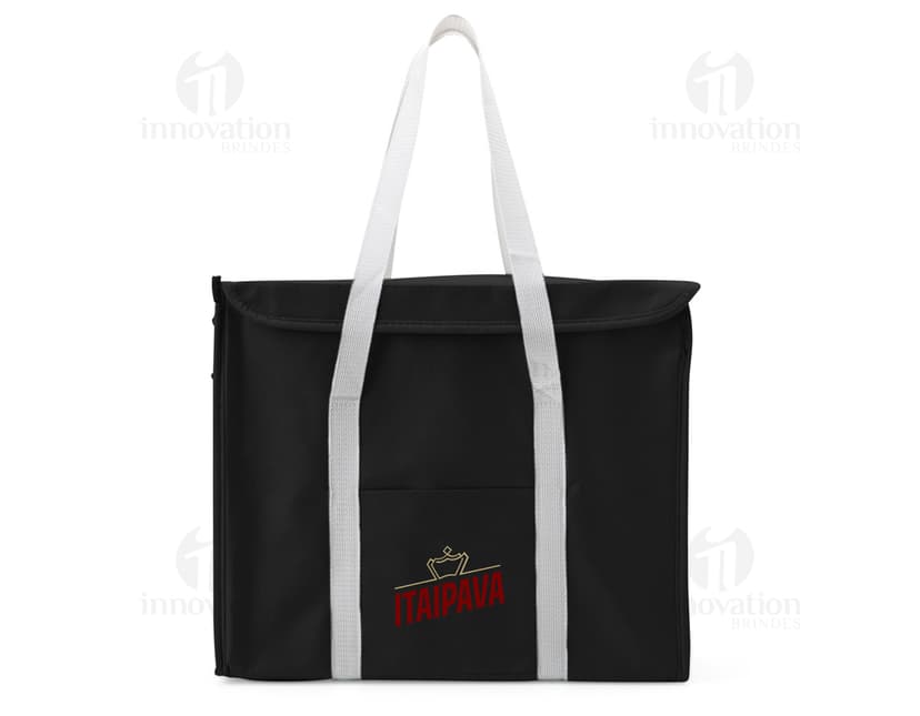Bolsa Térmica 34 Litros de cor azul, com alça ajustável e fecho em zíper. Ideal para manter alimentos e bebidas refrigerados por longos períodos.