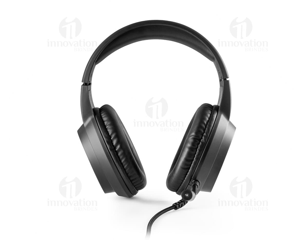 Fones de ouvido em metal prateado com design moderno, fechados com cadeado, simbolizando segurança e proteção. Conexão por fio, com plugue de chave, ideal para ouvir música em alta qualidade.