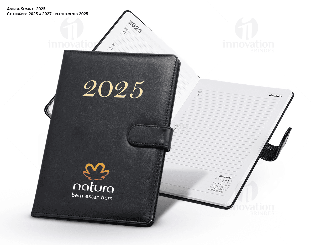 Agenda Semanal 2025 com capa de couro preto e páginas em branco para anotações diárias.