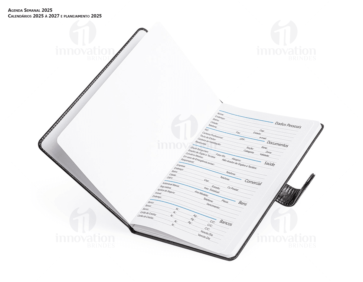 Agenda Semanal 2025 com capa de couro preto e páginas em branco para anotações diárias.