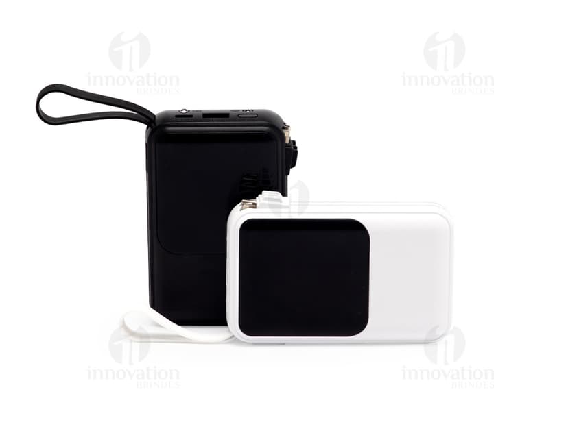 Power Bank preto com capacidade de 10.000 mAh, indicador de bateria em LED e duas portas USB para carregamento.