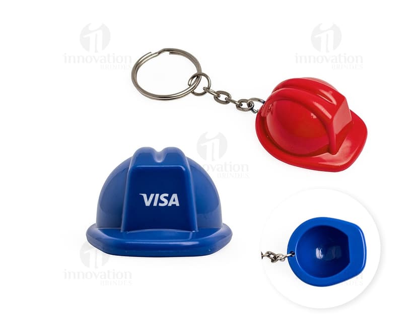 Chaveiro em forma de capacete de EPI para proteção.