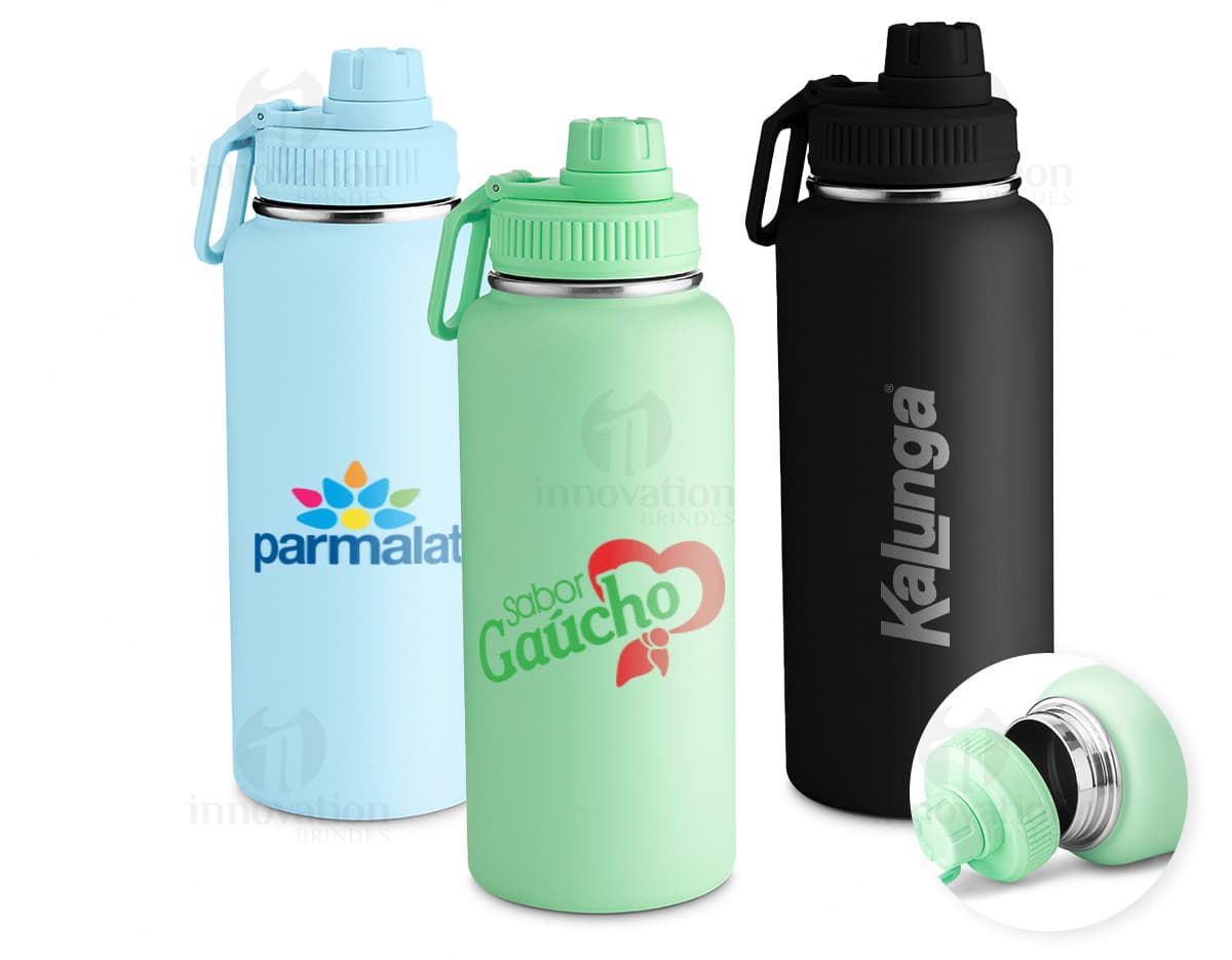 Garrafa térmica de 960ml transparente, feita de plástico. Possui tampa e é ideal para transportar líquidos de forma higiênica. Objeto de saúde e cuidados pessoais, com capacidade para água, sucos, chás e outros tipos de bebida.