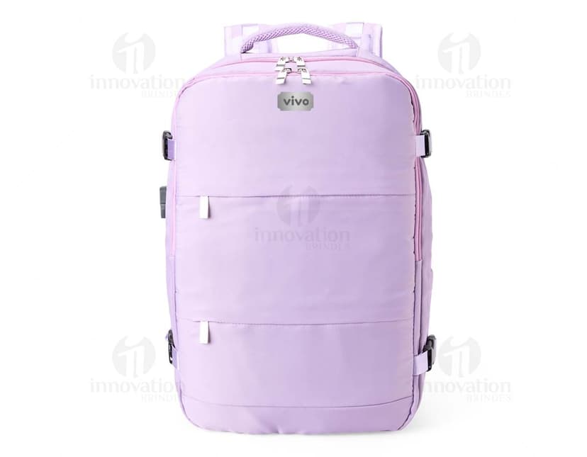 Mochila de viagem preta de 41 litros em couro sintético com zíper, alça de mão e alça de ombro ajustável. Ideal para negócios, viagens e aventuras, proporcionando estilo e praticidade.