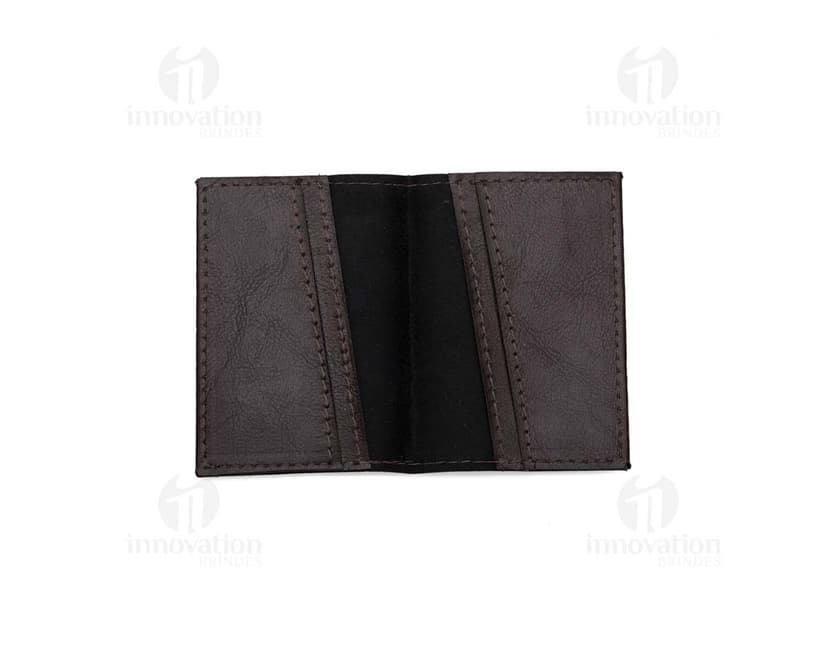 Bolsa de couro preto, objeto de negócios, carteira, bolsa, bolsa, moda casual, papel, dinheiro, tecido, denim, jaqueta, jeans, botão, estilo, textura, material, riqueza, escritório, calça de algodão, varejo, sucesso, acessório de material animal, masculino, venda, comprar, pagando, presente, arquivo, cartão, detalhe, empresário, armazenamento, tecnologia, aberto, documentar, nota, cor, pasta, dinheiro, elegância.