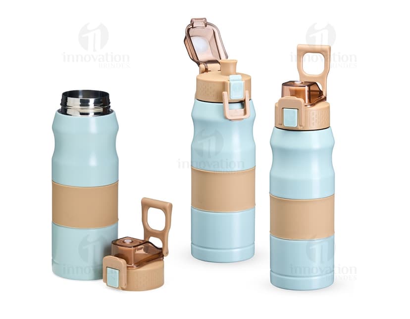 Squeeze Térmica 450ml em destaque em fundo branco.