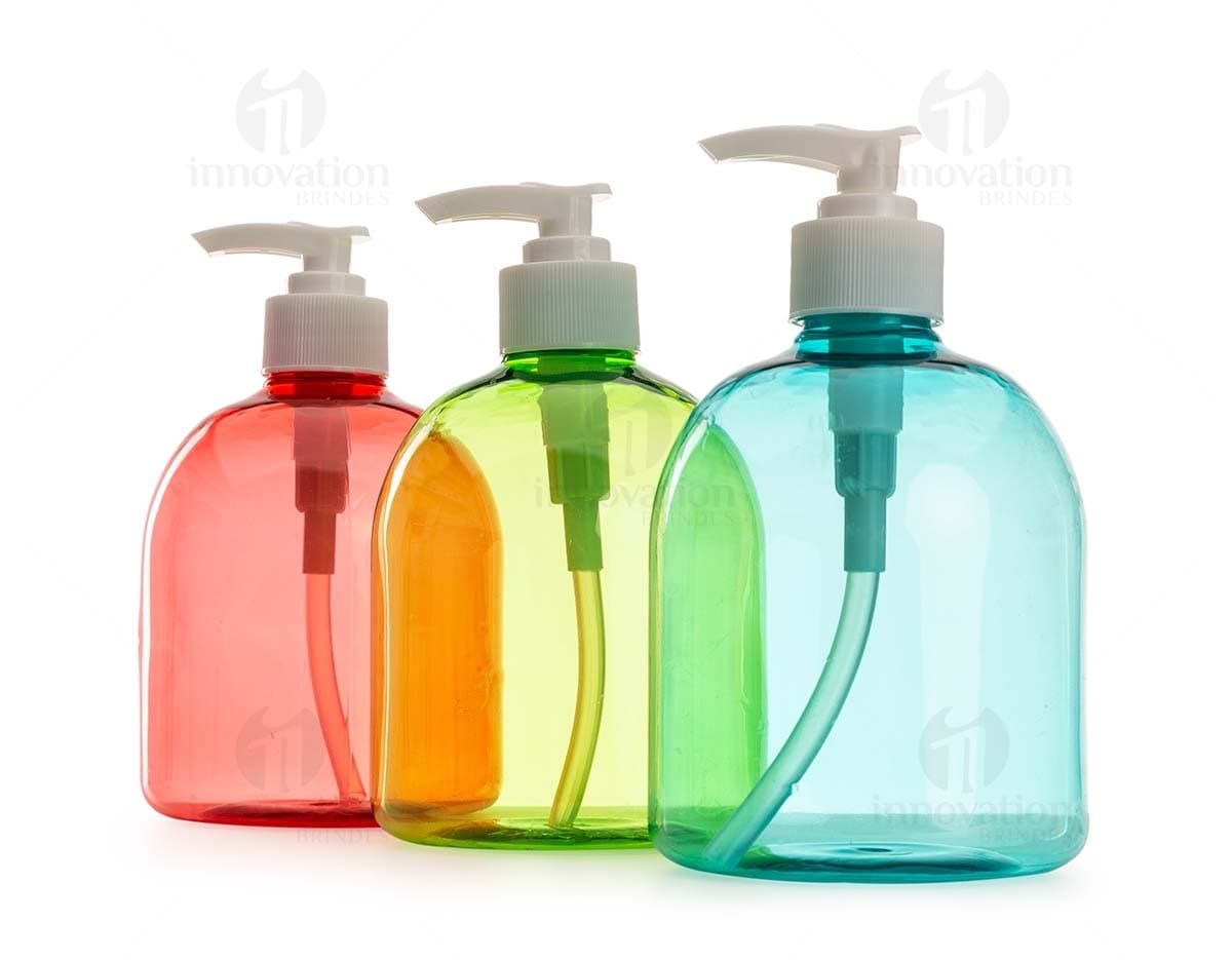 Frasco plástico transparente de 480ml.
