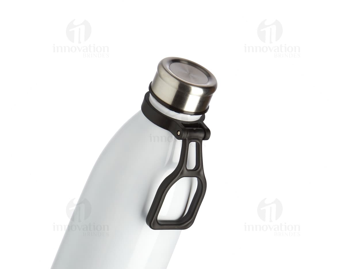 Garrafa de Inox com capacidade de 1,1 litros.