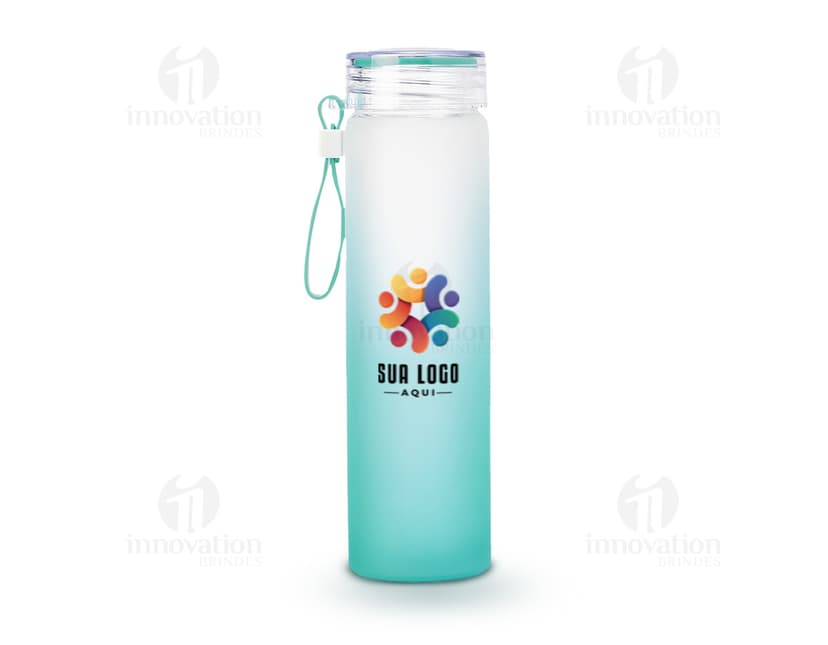 Garrafa de vidro 450ml transparente, com tampa de metal prateada e design elegante.
