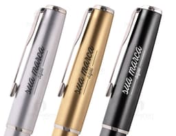 Caneta de metal premium para escrita refinada e profissional. Ideal para escritórios, negócios e estudos. Design elegante em