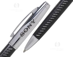 Caneta de metal de alta qualidade, ideal para escrita suave e precisa. Perfeita para uso no escritório, escola ou em casa.