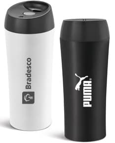 Copo para viagem em aço inox 470ml, ideal para manter suas bebidas sempre na temperatura desejada. Design elegante e durável, perfeito para te acompanhar em todos os lugares. Mantenha-se hidratado com estilo! Compre já o seu.