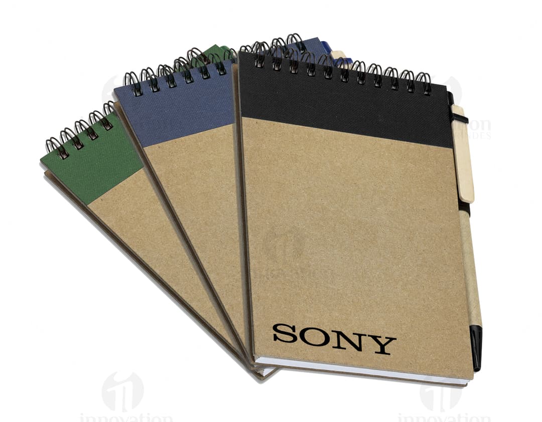 Bloco de anotações ecológico feito de papel reciclado, perfeito para o seu negócio ou estudos. Com design retro em couro