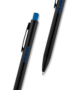 Caneta esferográfica de metal para escrita profissional e confortável. Ideal para uso no escritório, na escola ou em viagens