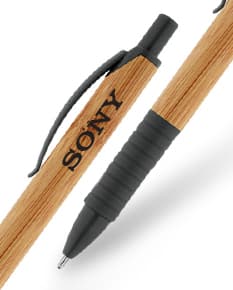 Caneta de Bambu de Luxo – Ideal para escrita suave e elegante em casa ou no escritório. Feita com materiais sustentáveis, essa caneta artesanal é a escolha perfeita para quem busca qualidade e estilo. Aproveite a oportunidade de adquirir esse item exclusivo!
