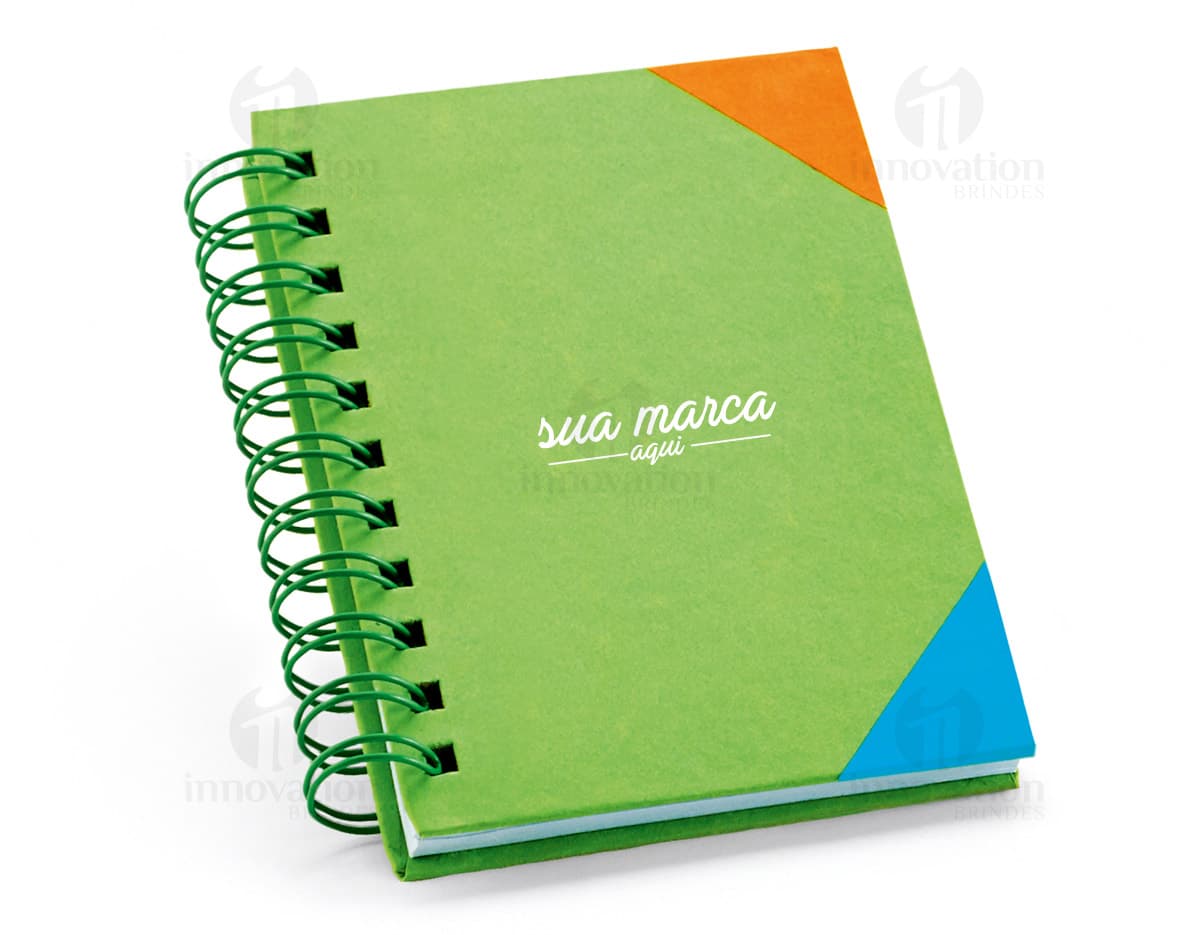 Kit com 6 porta copos em diferentes cores e estampas, sendo um item de decoração para mesa. Kit com 6 porta copos em diferentes cores e estampas, sendo um item de decoração para mesa.