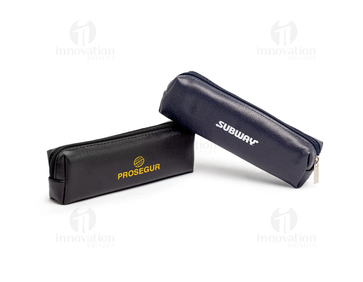 Case fornecedor inativo com design simples e elegante, na cor preta com logo discreto. Case fornecedor inativo com design simples e elegante, na cor preta com logo discreto.