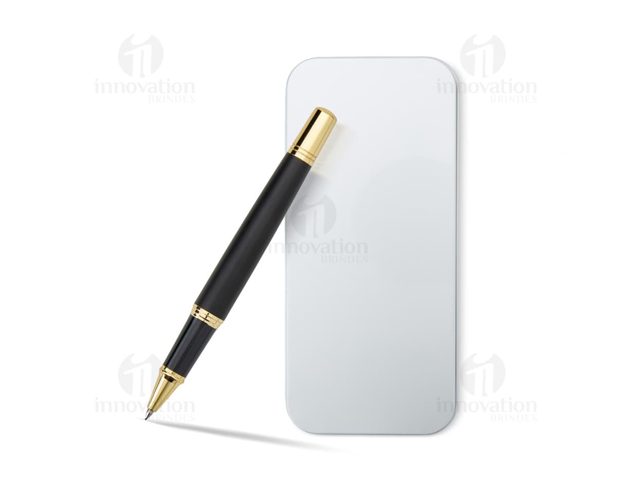 Kit com 6 porta copos em formato redondo, com estampas diversas de flores e folhas em tons de azul, rosa e branco. Kit com 6 porta copos em formato redondo, com estampas diversas de flores e folhas em tons de azul, rosa e branco.