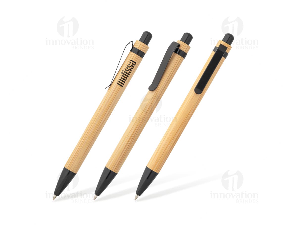 Kit com 6 porta copos em diferentes cores e estampas. Kit com 6 porta copos em diferentes cores e estampas.